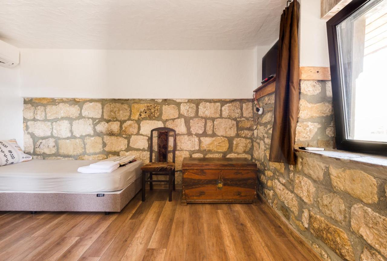 Guest House Hristova Kashta - Христова Къща Cherni Vrŭkh Exteriör bild