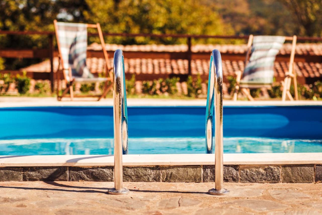 Guest House Hristova Kashta - Христова Къща Cherni Vrŭkh Exteriör bild