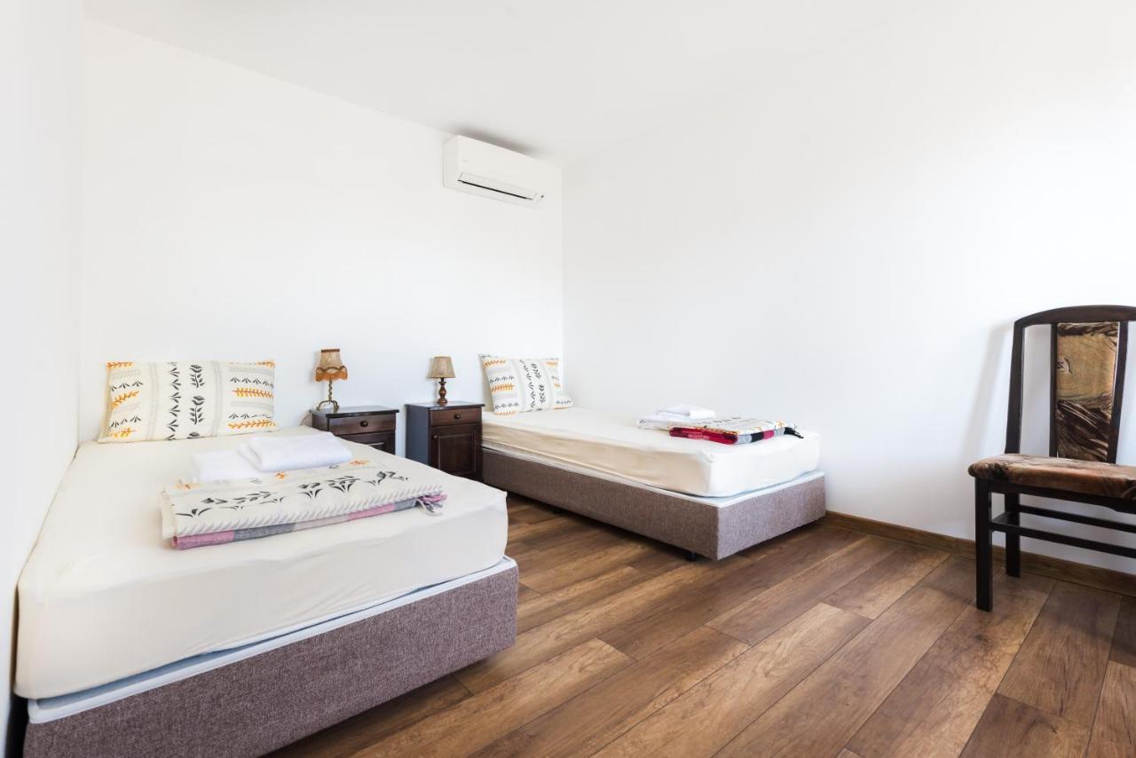 Guest House Hristova Kashta - Христова Къща Cherni Vrŭkh Exteriör bild